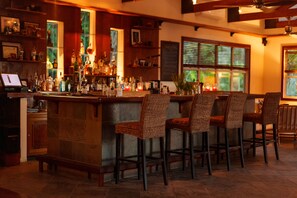 Breakfast, lunch and dinner served  - Ka'ana Resort (San Ignacio)