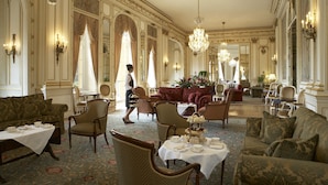 A luxurious hotel lobby with ornate chandeliers, elegant furniture, and a central seating area. - Luton Hoo Hotel, Golf And Spa (Luton)