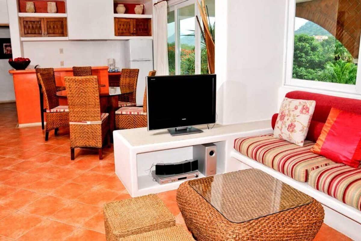 Penthouse | 1 chambre, coffres-forts dans les chambres, bureau