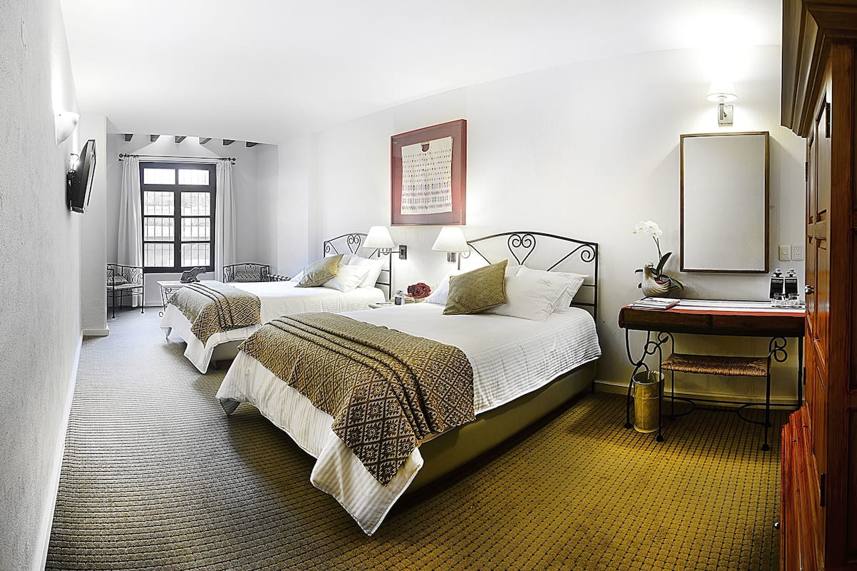 1 bedroom, in-room safe, desk, iron/ironing board