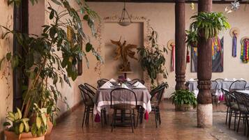 Frühstück, regionale Küche