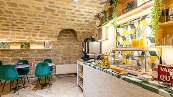 Daily buffet breakfast (EUR 13 per person)