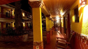 Interior detail - Plaza Mexicana Margarita's Hotel (Bocoyna)
