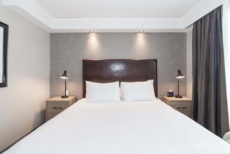 Sandman Signature Toronto Airport Hotel - Image 33