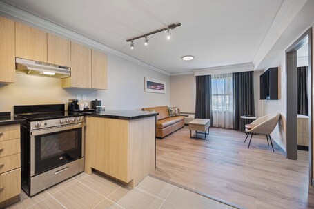 Sandman Signature Toronto Airport Hotel - Image 46