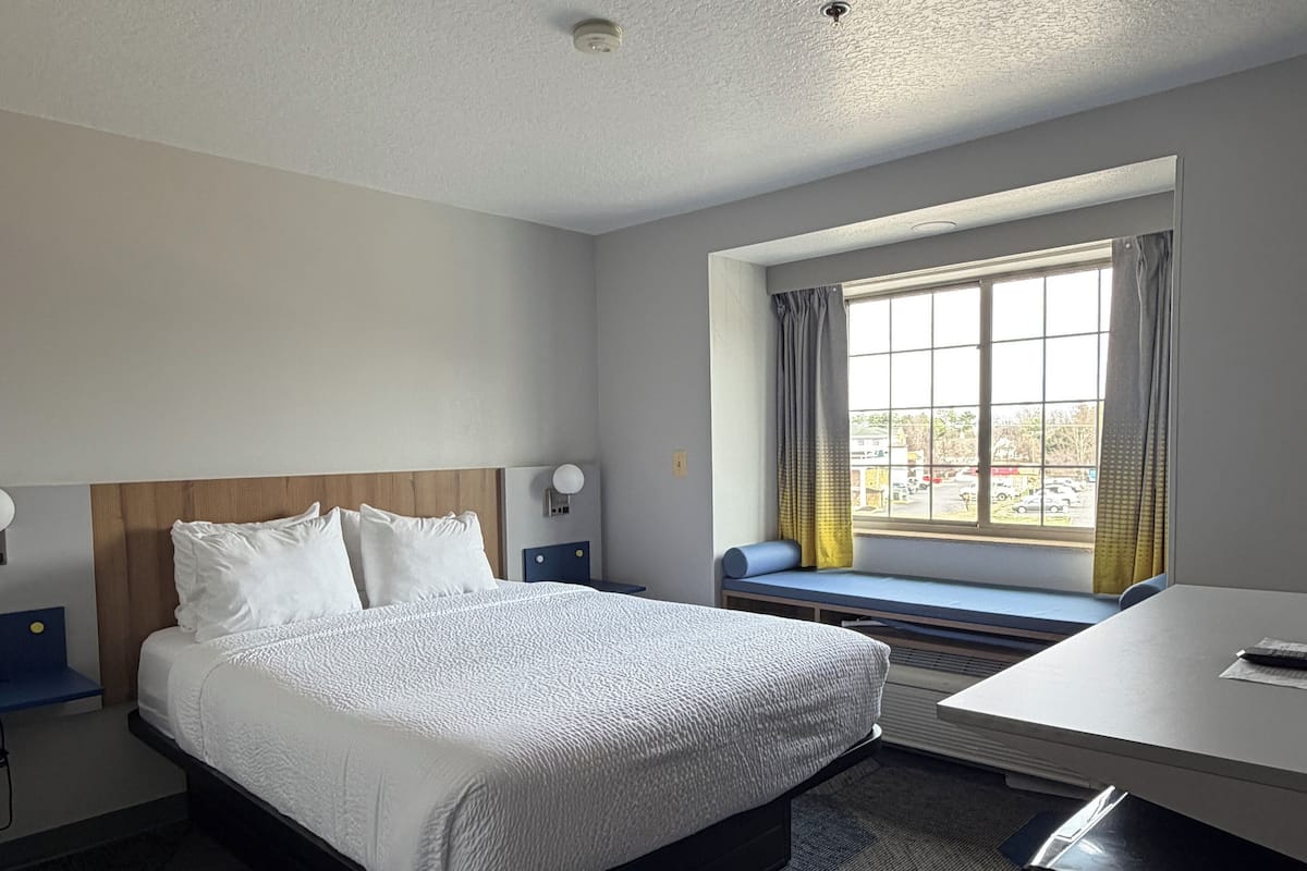 Desk, iron/ironing board, free cots/infant beds, free WiFi