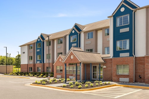 Microtel Inn & Suites by Wyndham Culpeper