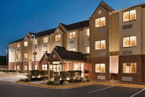Exterior - Microtel Inn & Suites by Wyndham Culpeper (Culpeper)