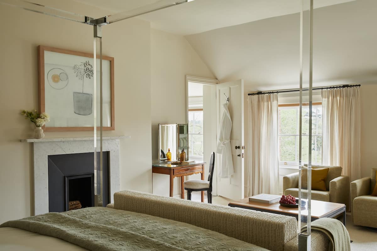 Habitación Deluxe, 1 cama de matrimonio grande (Mansion) | Ropa de cama hipoalergénica, minibar, caja fuerte y escritorio