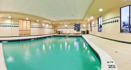 Holiday Inn Express Hotel & Suites Tappahannock by IHG
