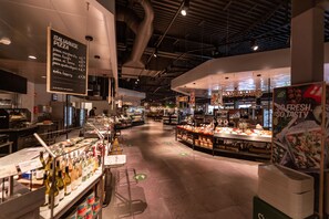 Daily buffet breakfast (EUR 13.50 per person)