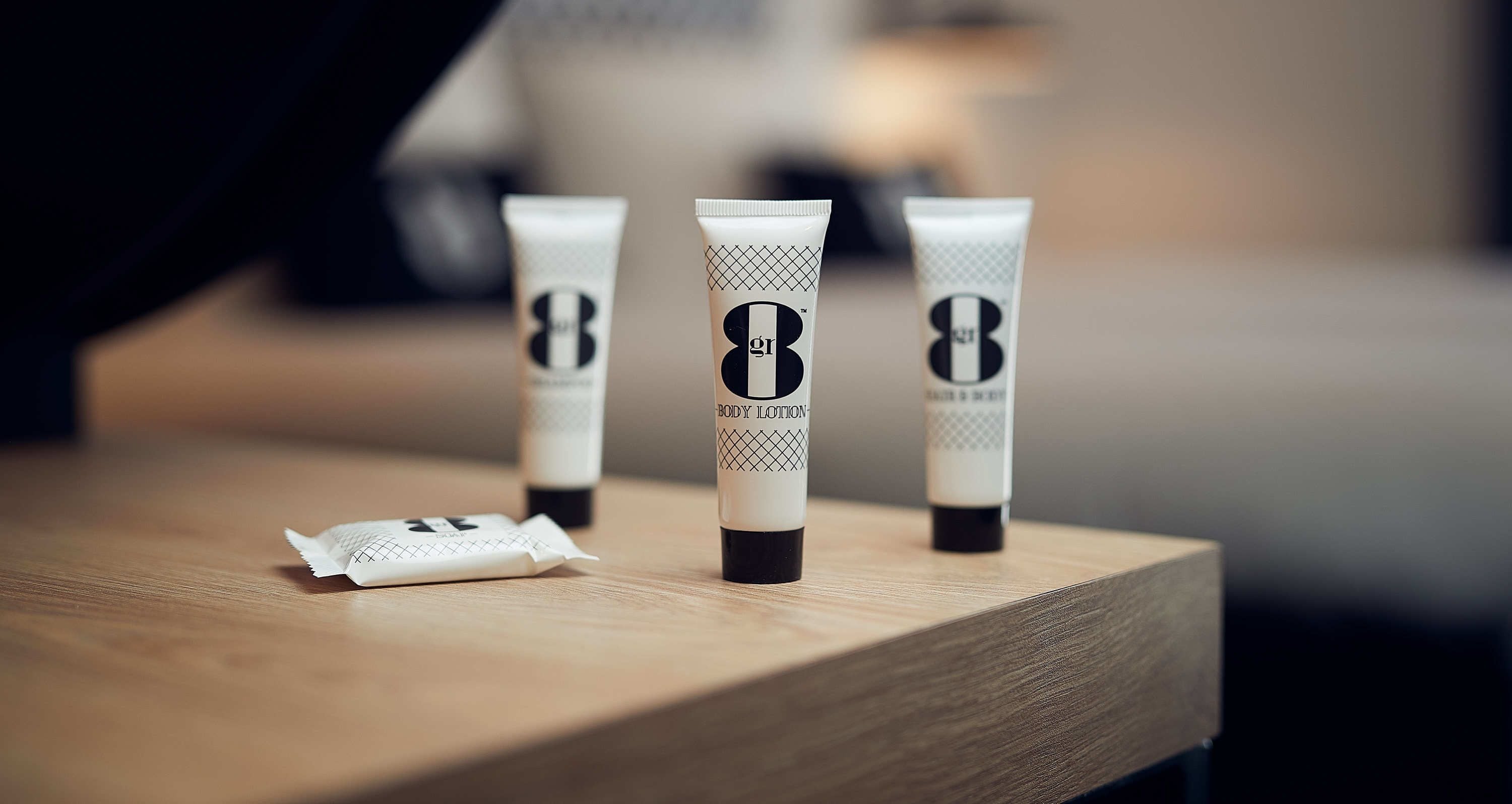 shower, rainfall showerhead, free toiletries, hair dryer