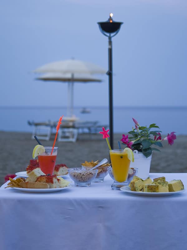 Private beach, sun loungers, beach umbrellas, beach towels