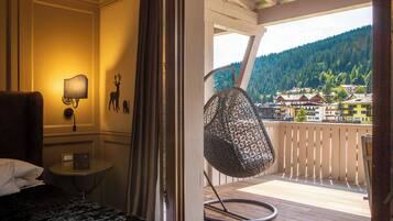 Biancheria da letto di alta qualità, copriletto in piuma, minibar