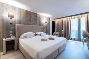 Premium bedding, down comforters, minibar, in-room safe - Hotel Spinale  (Pinzolo)