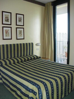 Doppelzimmer, Balkon, Meerblick (Small)