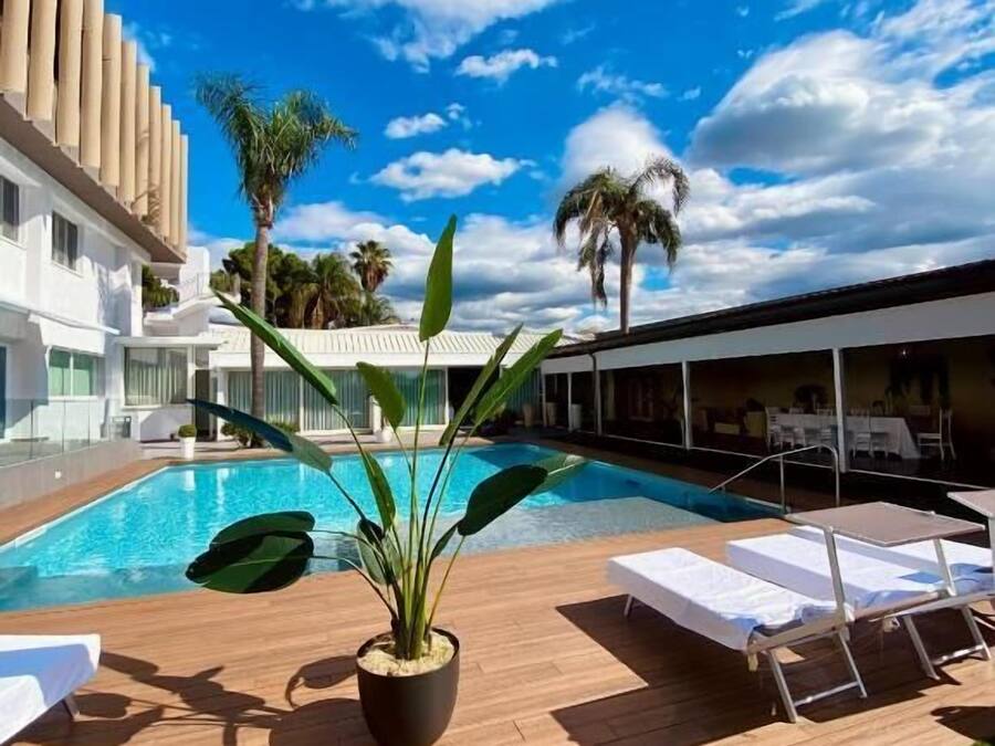 Seasonal outdoor pool