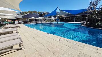 Indoor pool, outdoor pool