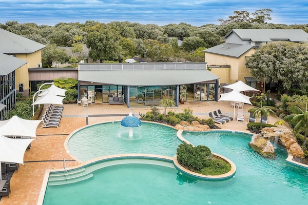 Indoor pool, outdoor pool