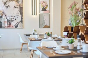 Daily buffet breakfast for a fee - eXo Boutique Hotel Mannheim (Mannheim)