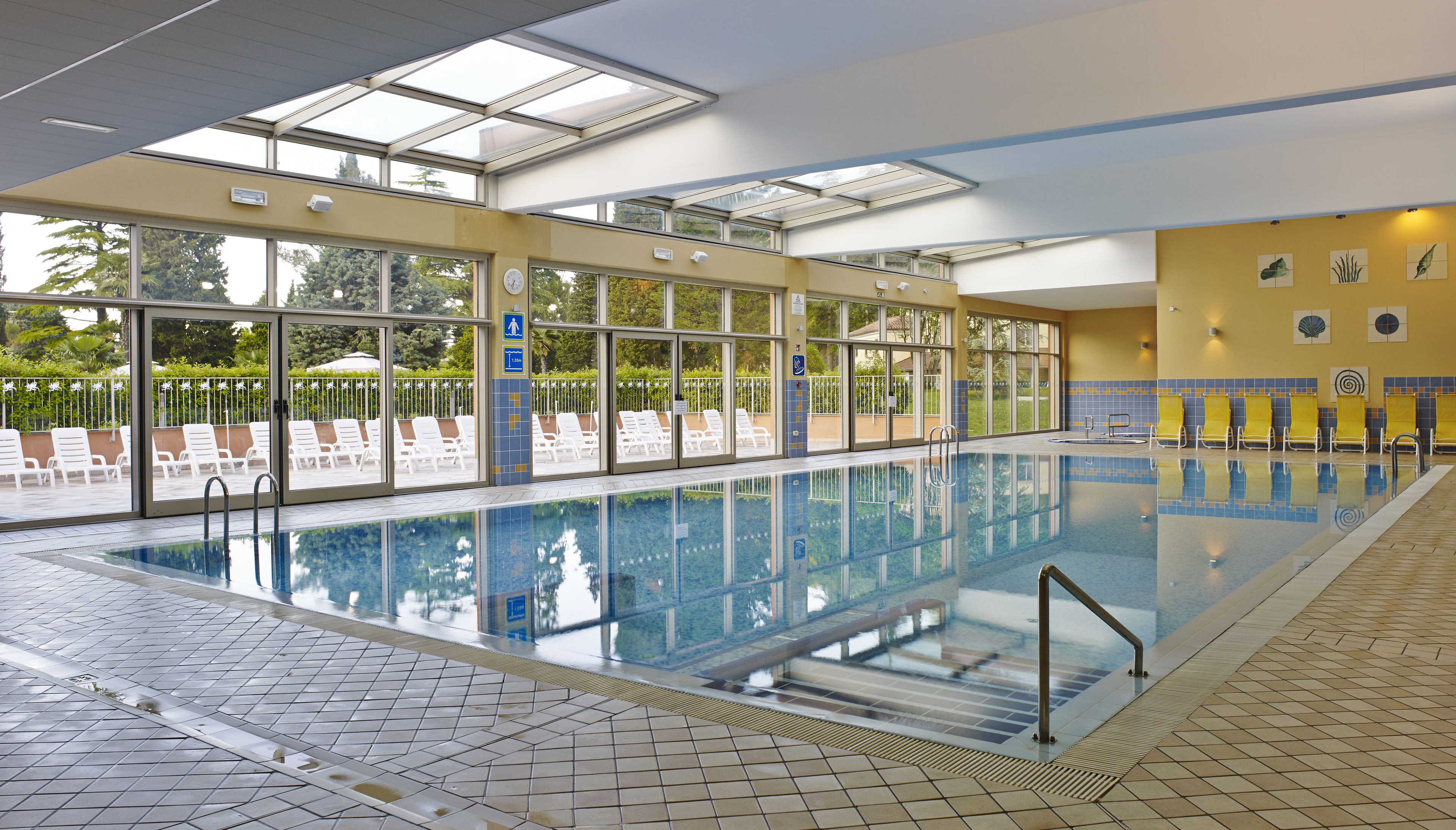 Indoor pool, outdoor pool