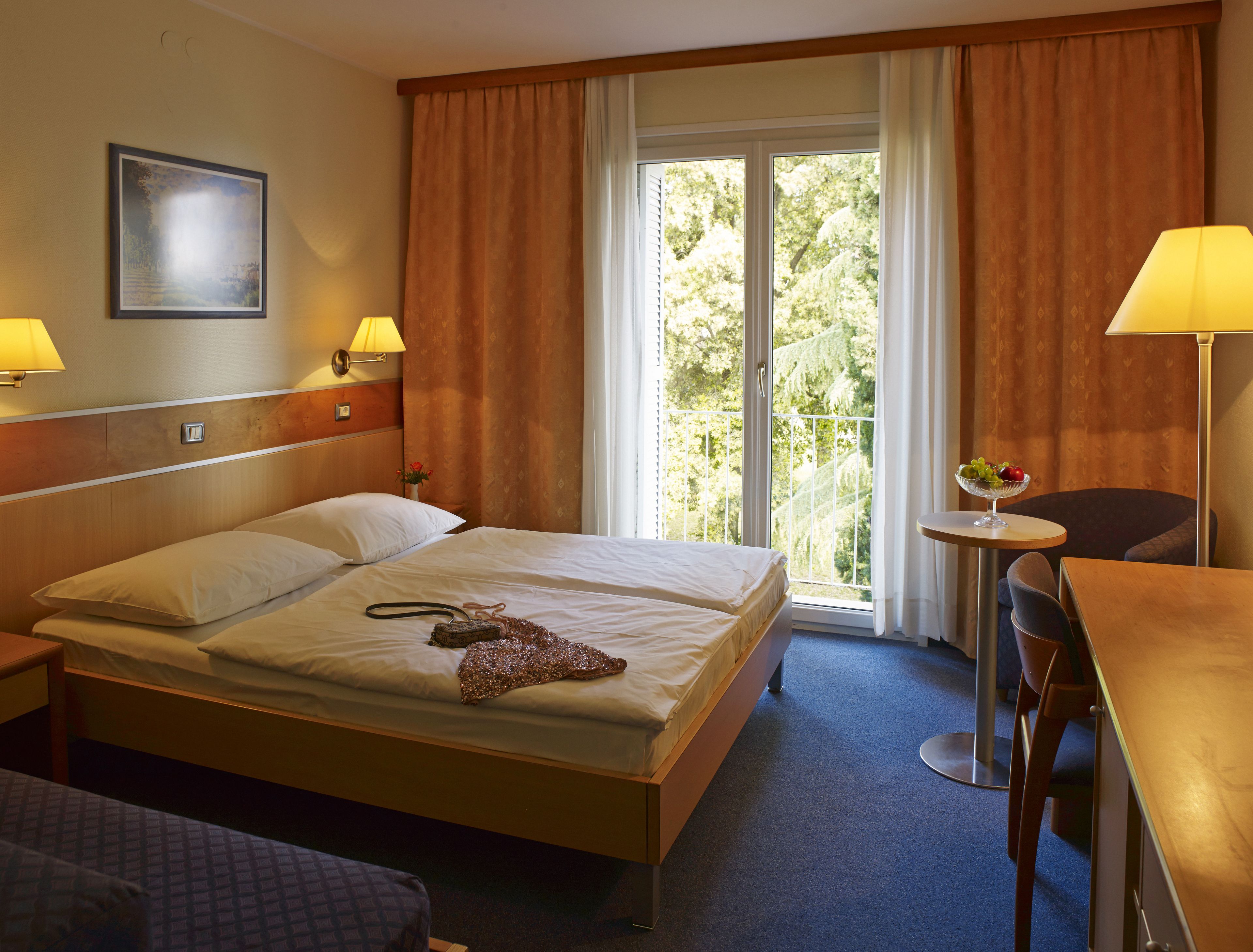 1 bedroom, desk, blackout curtains, free wifi