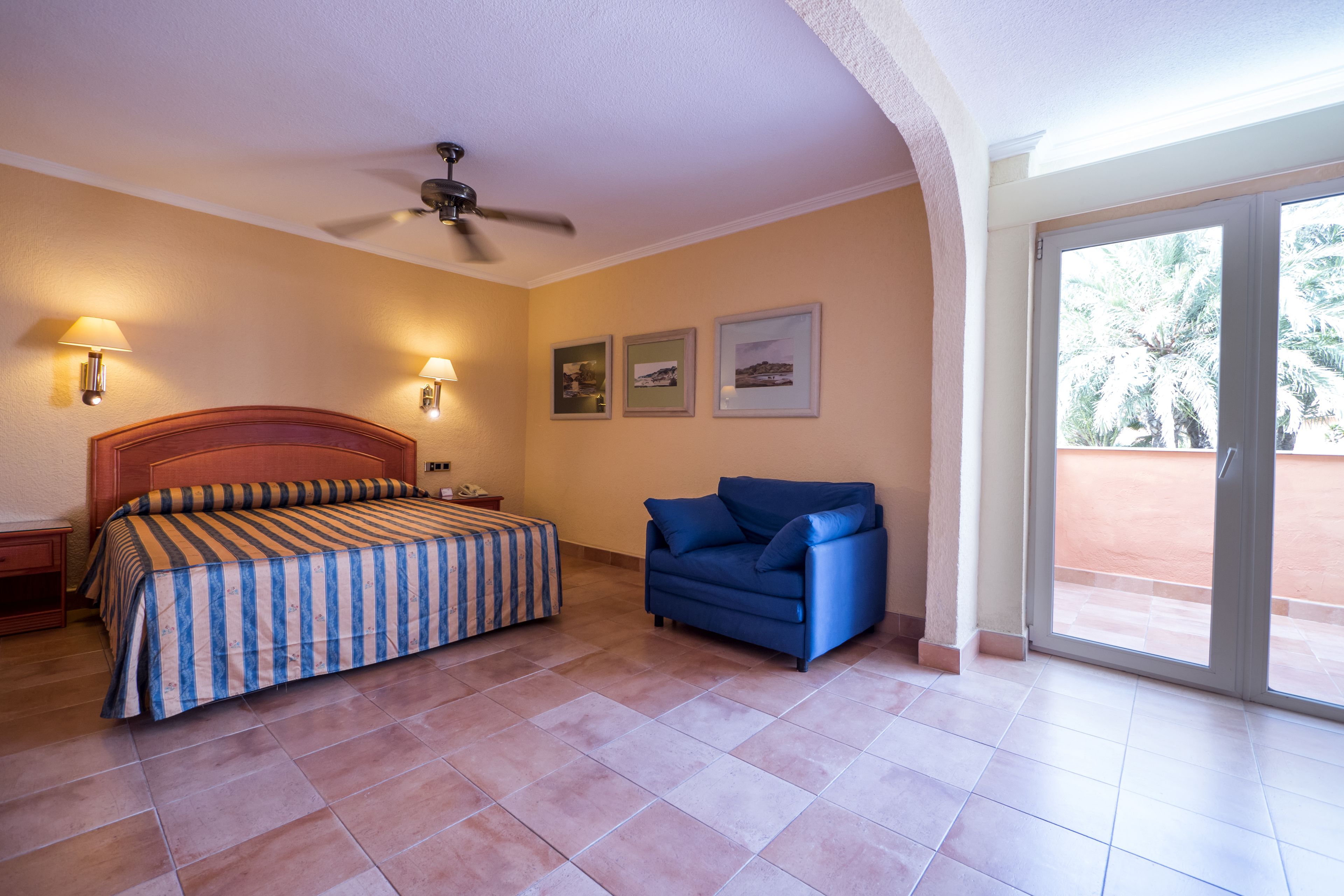 superior double room | in-room safe, desk, blackout curtains, free wifi