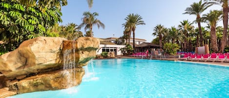 Indoor pool, outdoor pool, sun loungers