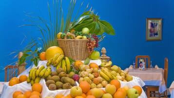 Daily buffet breakfast (EUR 12 per person)