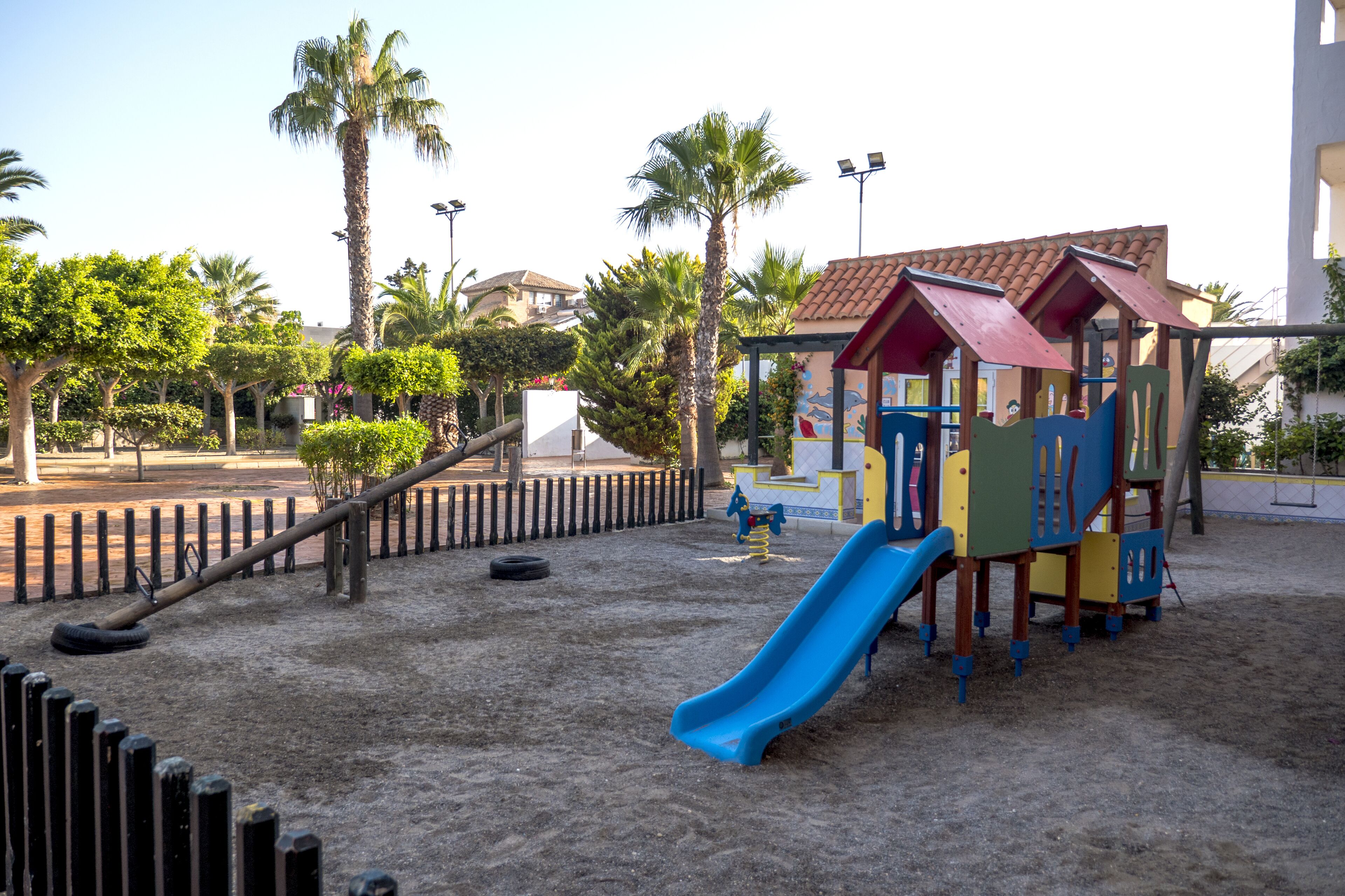 children’s play area – outdoor