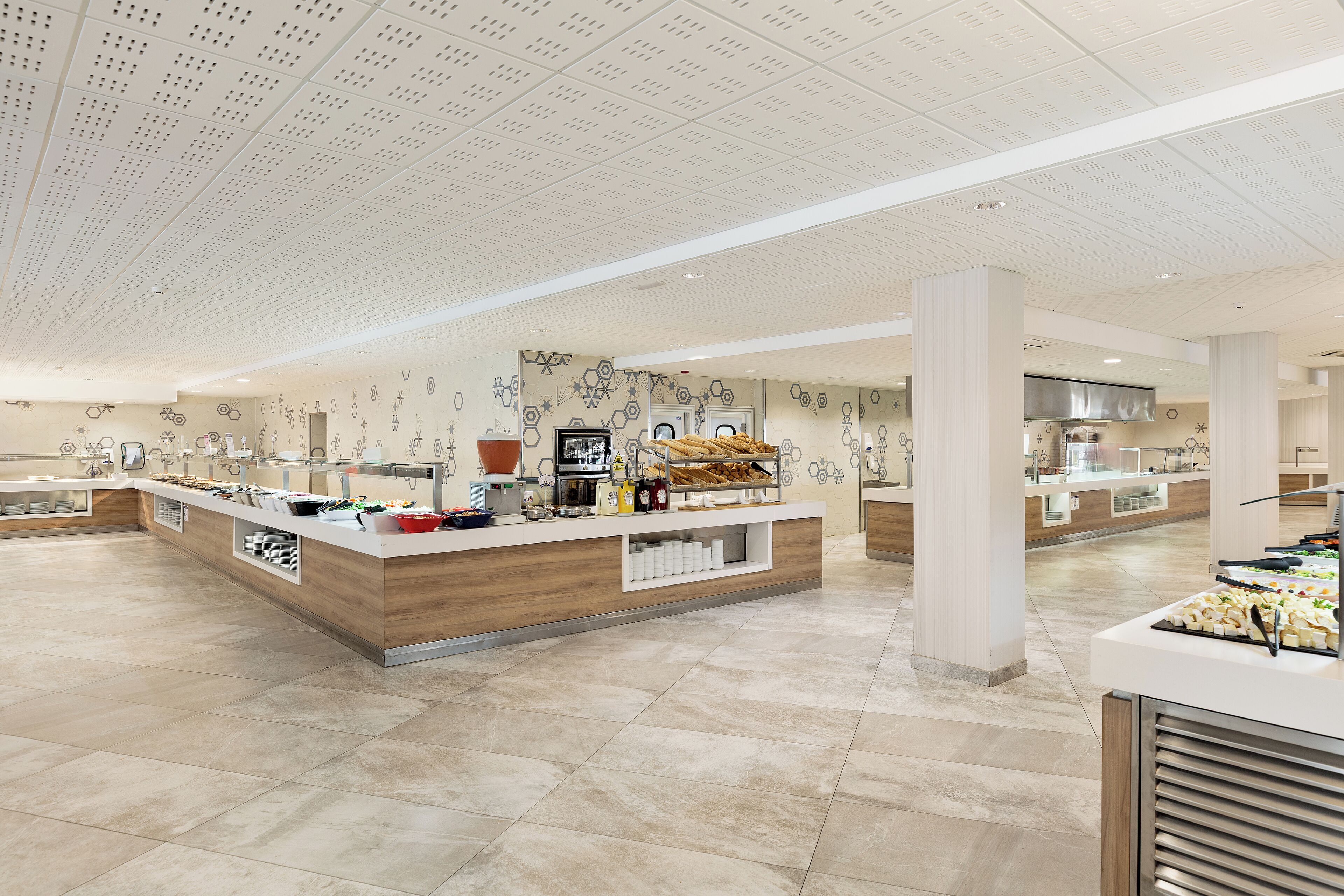 breakfast, lunch and dinner served