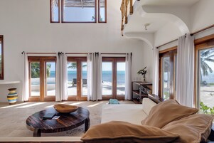 Seafront Luxury Villa | Beach/ocean view
