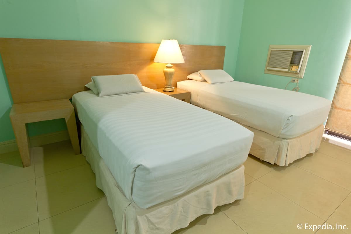 Escrivaninha, Wi-Fi de cortesia, roupa de cama