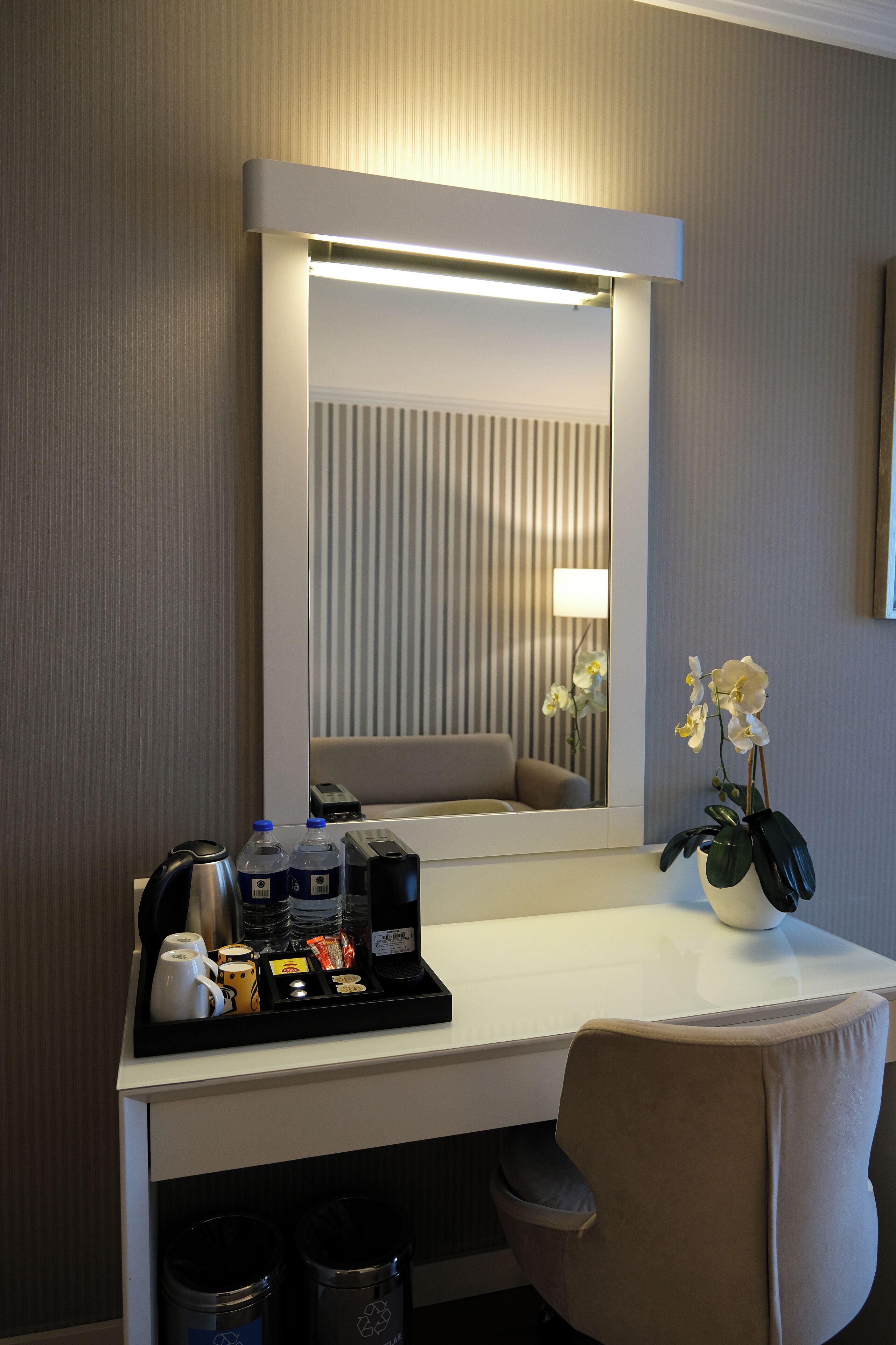 family triple room | living area | flat-screen tv