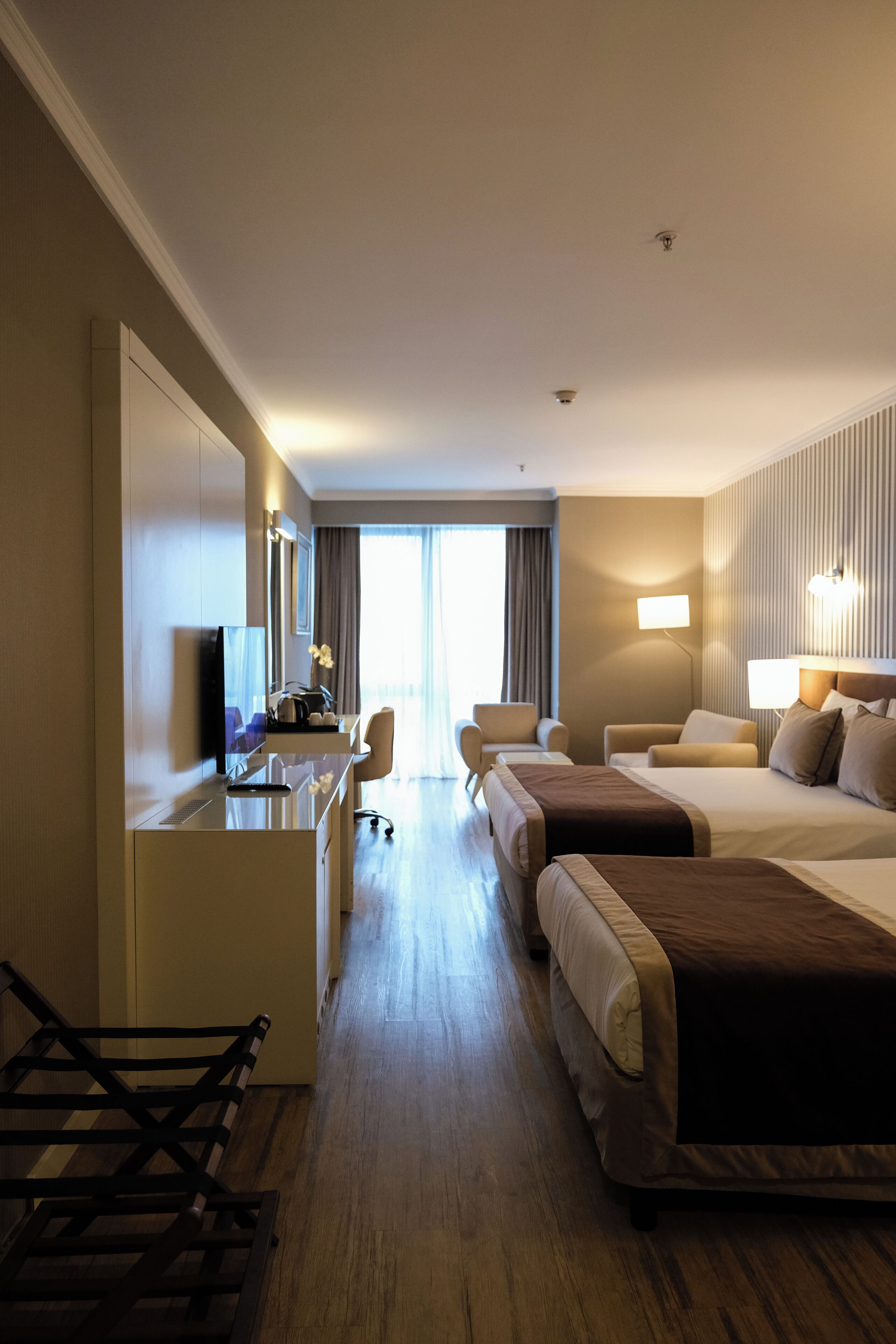 family triple room | 1 bedroom, minibar, in-room safe, desk