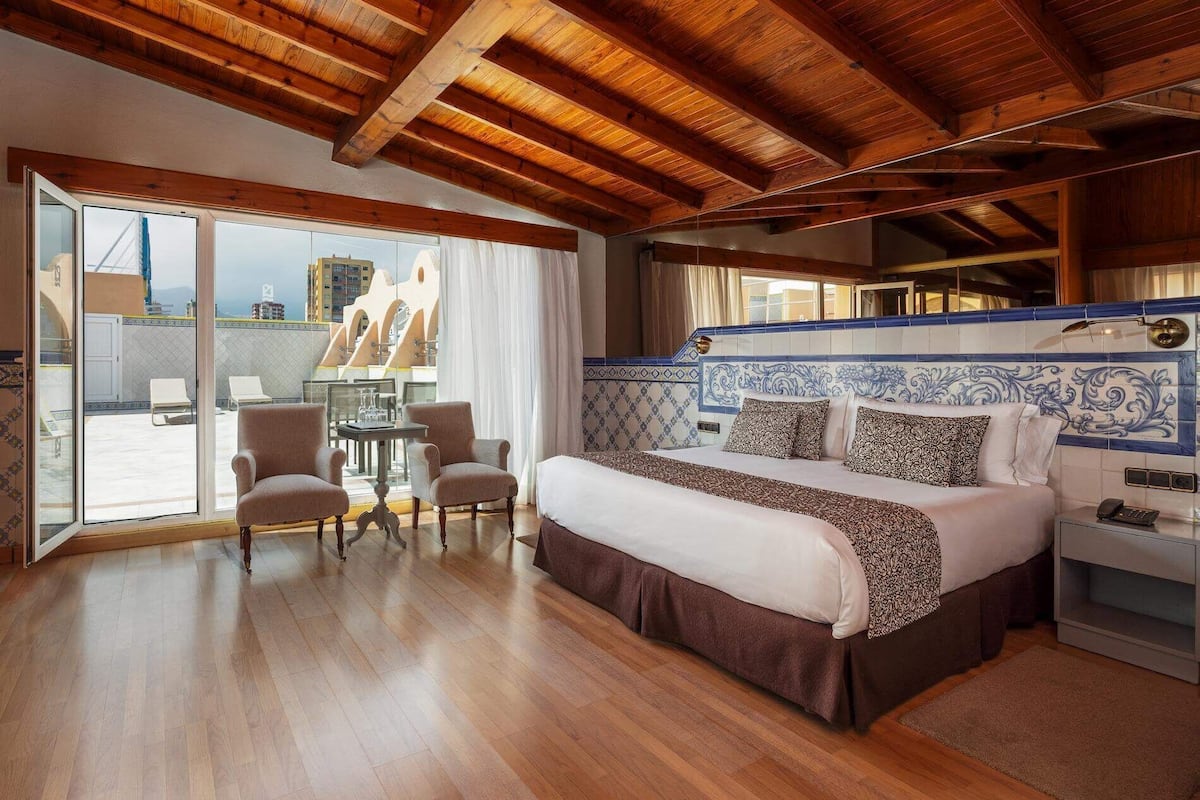 Presidential-Suite, eigener Pool, Meerblick | Zimmersafe, Schreibtisch, kostenloses WLAN, Bettwäsche