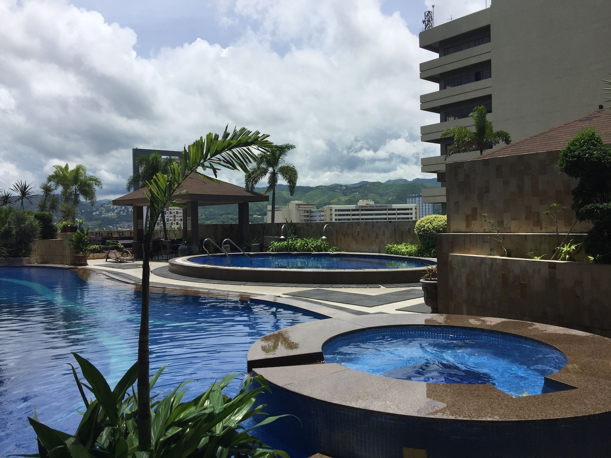4 Star Hotels
