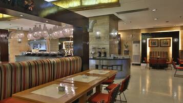 Daily buffet breakfast (PHP 555 per person)