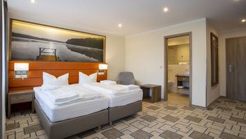 Komfortzimmer in den Villen | Minibar, Zimmersafe, individuell eingerichtet, Schreibtisch