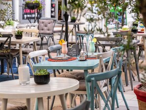Bar (on property) - Novotel Wien City (Vienna)