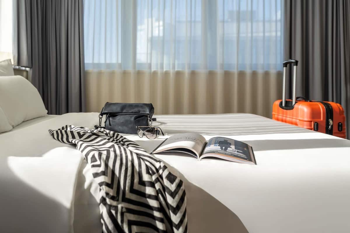 Family Room, 1 Double Bed | In-room safe, desk, blackout drapes, free cribs/infant beds