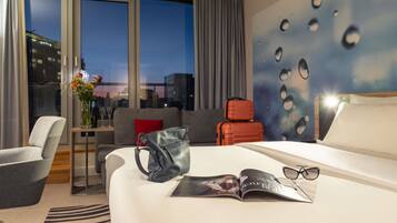 Executive-Zimmer, 1 Doppelbett und Schlafsofa | Zimmersafe, Schreibtisch, Verdunkelungsvorhänge, kostenlose Babybetten