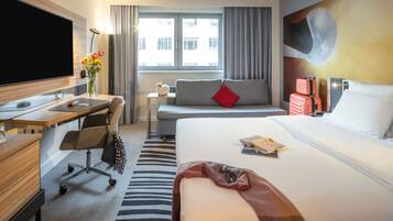 Family Room, 1 Double Bed | In-room safe, desk, blackout curtains, free cots/infant beds