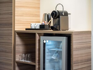 Executive-Zimmer, 1 Doppelbett und Schlafsofa | Zimmersafe, Schreibtisch, Verdunkelungsvorhänge, kostenlose Babybetten