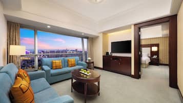 Phòng Suite Executive, 1 giường cỡ king | Minibar, két bảo mật tại phòng, bàn