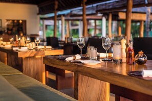 Family dining - Qunci Villas Resort (Senggigi)