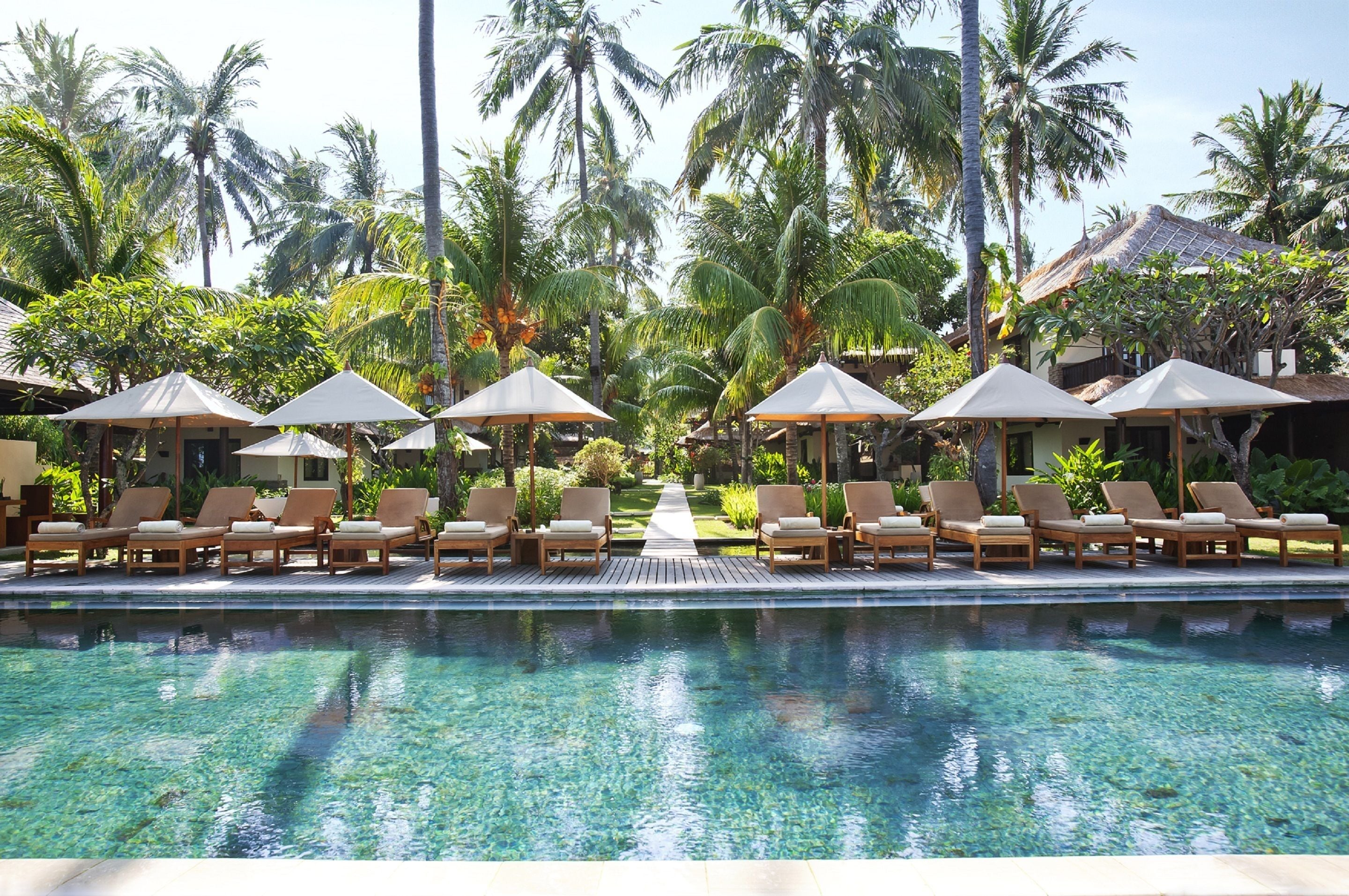 3 outdoor pools, open 7:00 AM to 7:00 PM, pool umbrellas, sun loungers