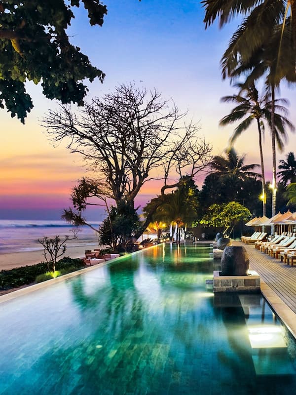 3 outdoor pools, open 7:00 AM to 7:00 PM, pool umbrellas, sun loungers