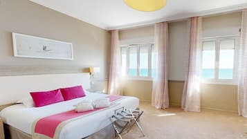 Privilege Double Room, Sea View | In-room safe, desk, blackout curtains, soundproofing