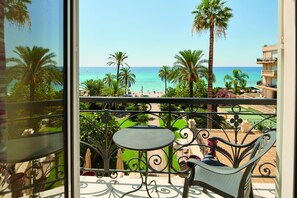 Chambre Confort, terrasse, vue mer | Vue de la chambre